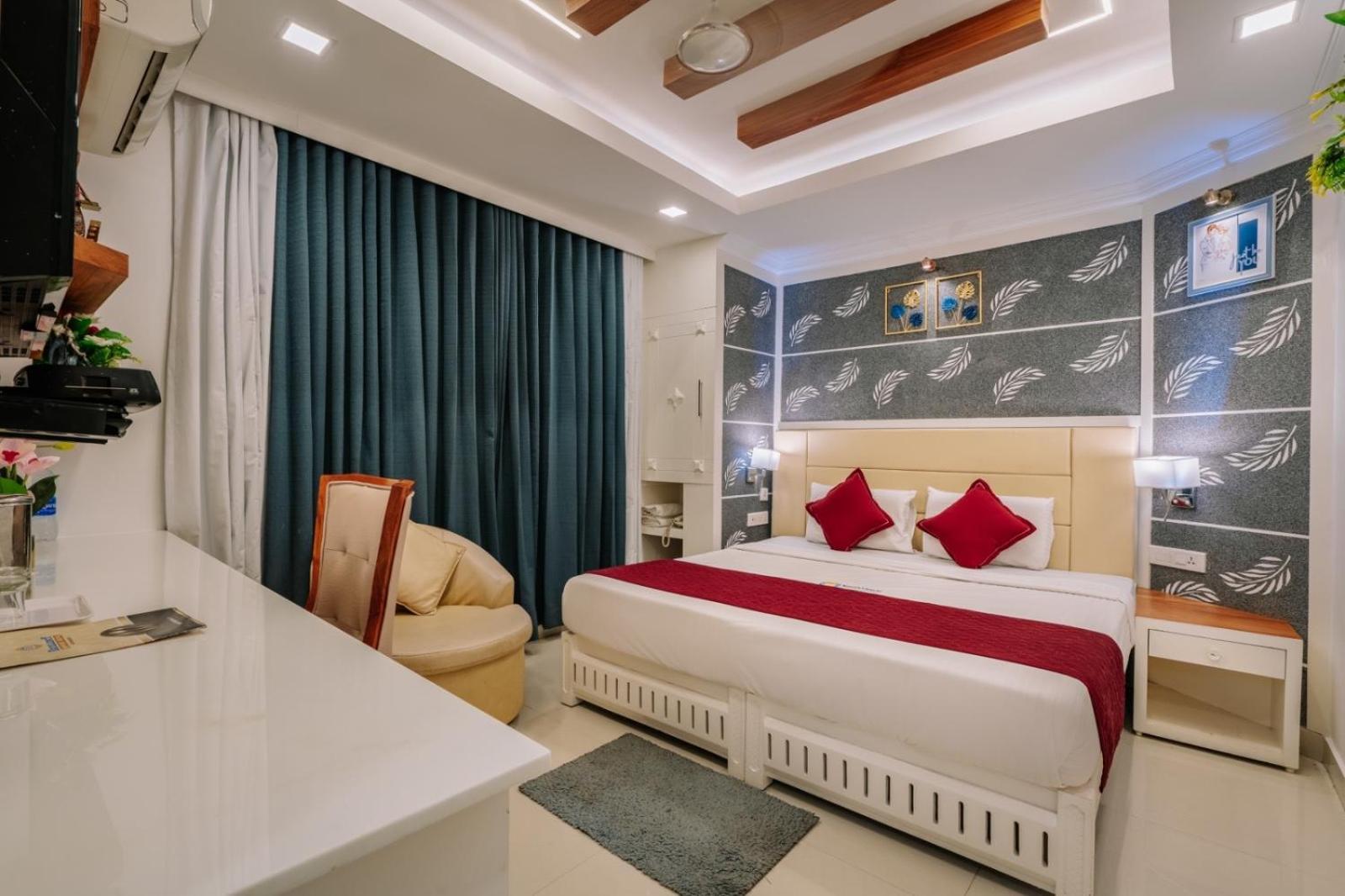 Excellency Airport Hotel Kochi Екстер'єр фото